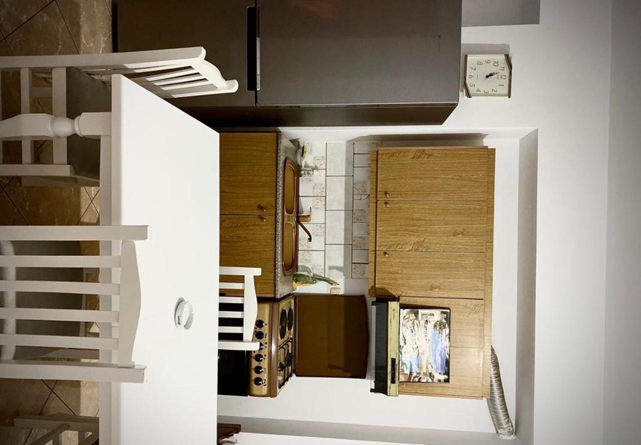 Honey Apartment Near Port Of Saranda Exterior foto